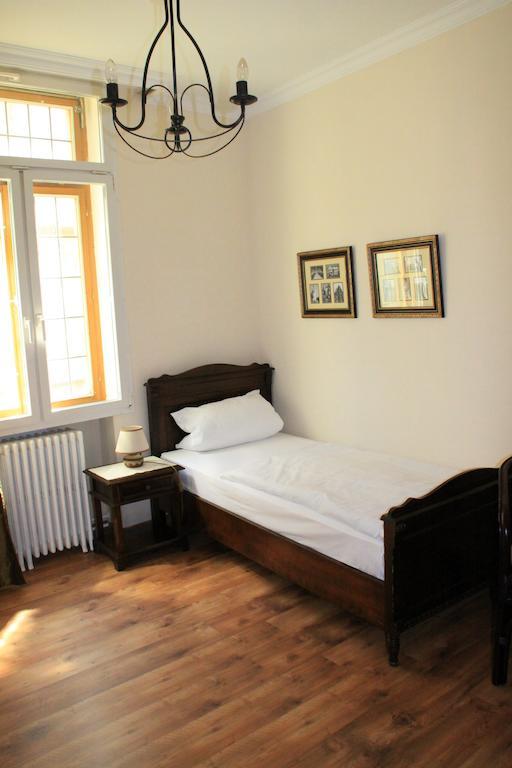 Single Room,106992042:JPEG